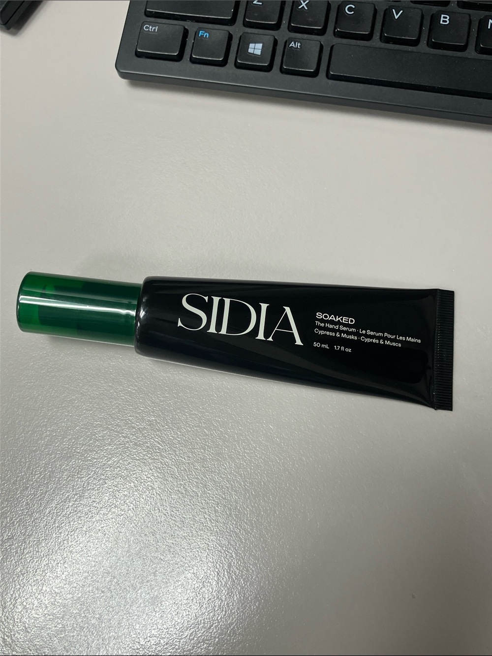 SIDIA Soaked Hand Serum cypress musks